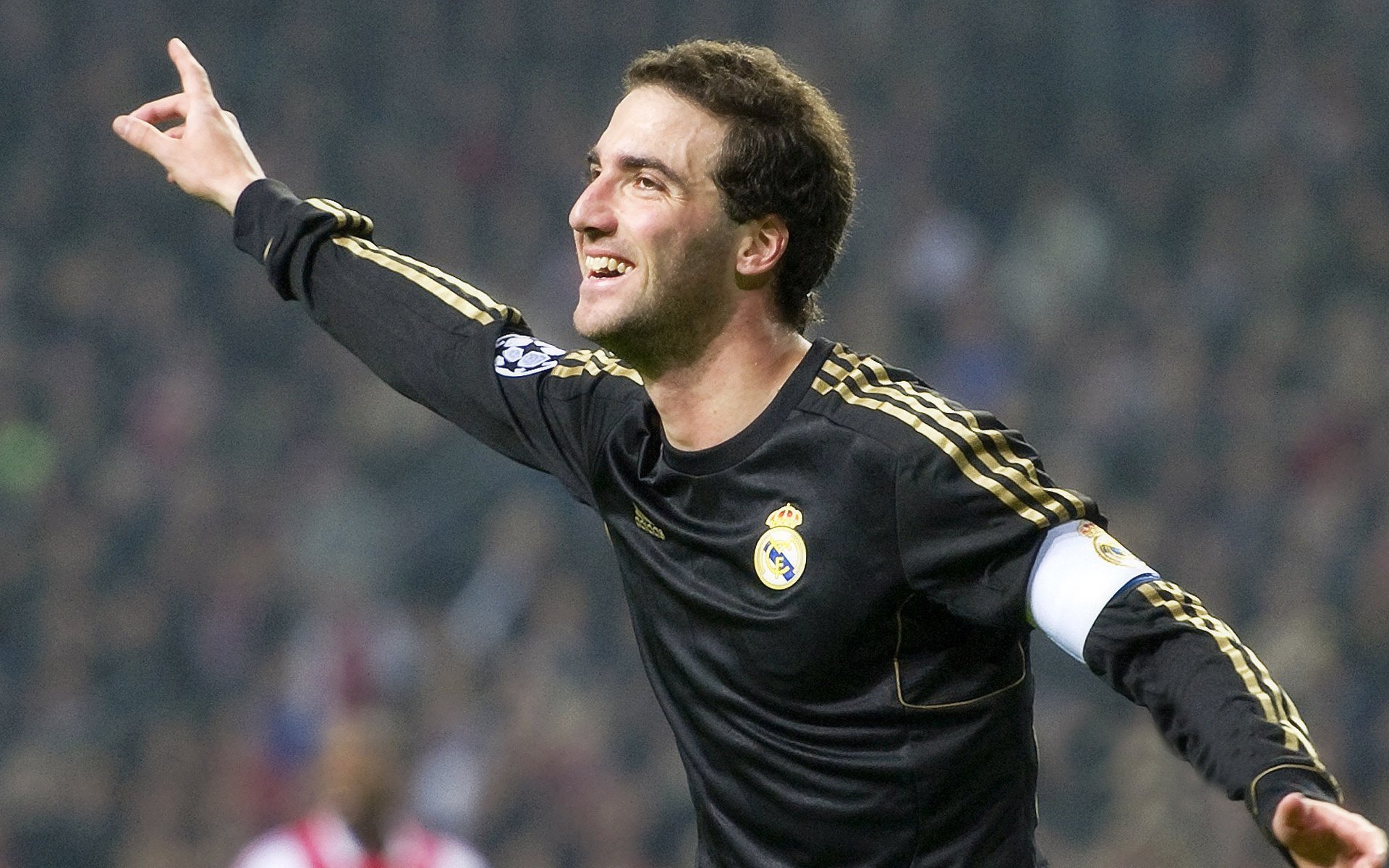 从罗马狂胜到欧冠接管，卡拉斯科的蜕变与足球的永恒魅力