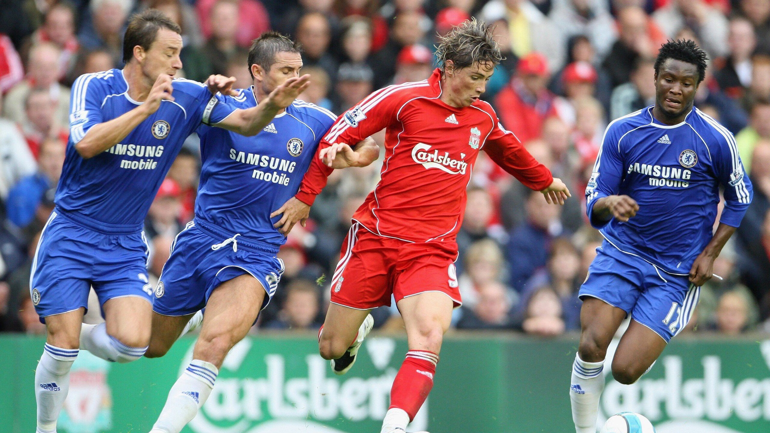 爱德华兹之夜，F1街道赛的完美风暴与拉满的赛后评分