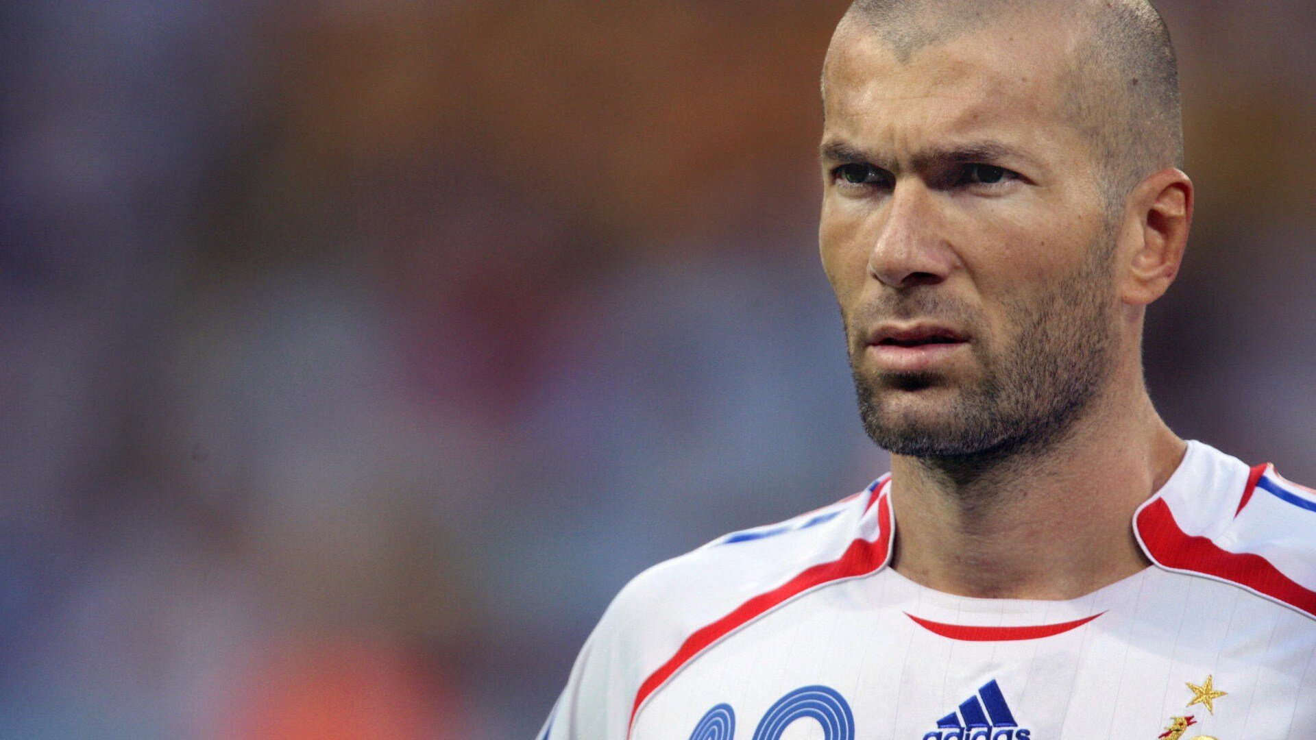 那不勒斯征服亚平宁之夜,伊布上演不老神话,一场关于唯一性的足球史诗